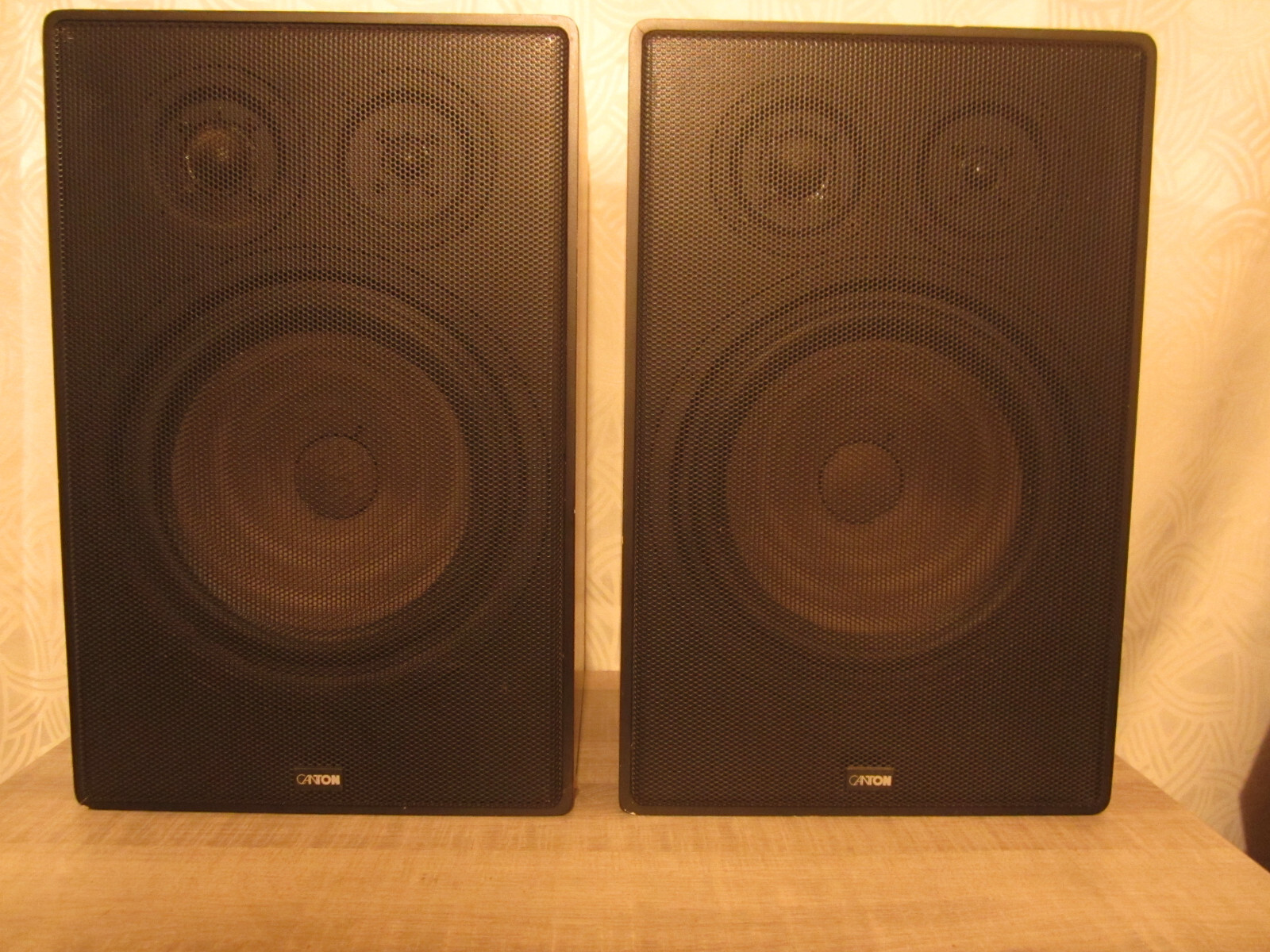 Canton GLE 70 Lautsprecher 3 Wege Guter Klang HiFi 70/100 Watt  4-8 Ohm