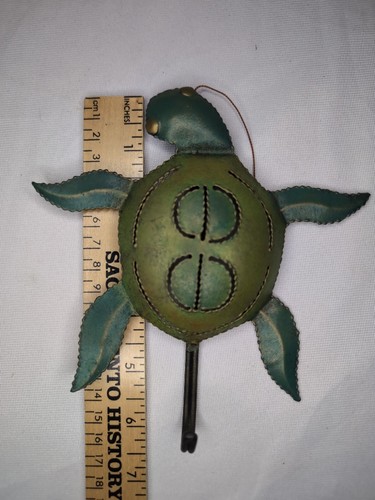Vintage HAWAIIAN SEA TURTLE Handcrafted Metal Art Wall Hook Green Maui 6.5" - Picture 13 of 13