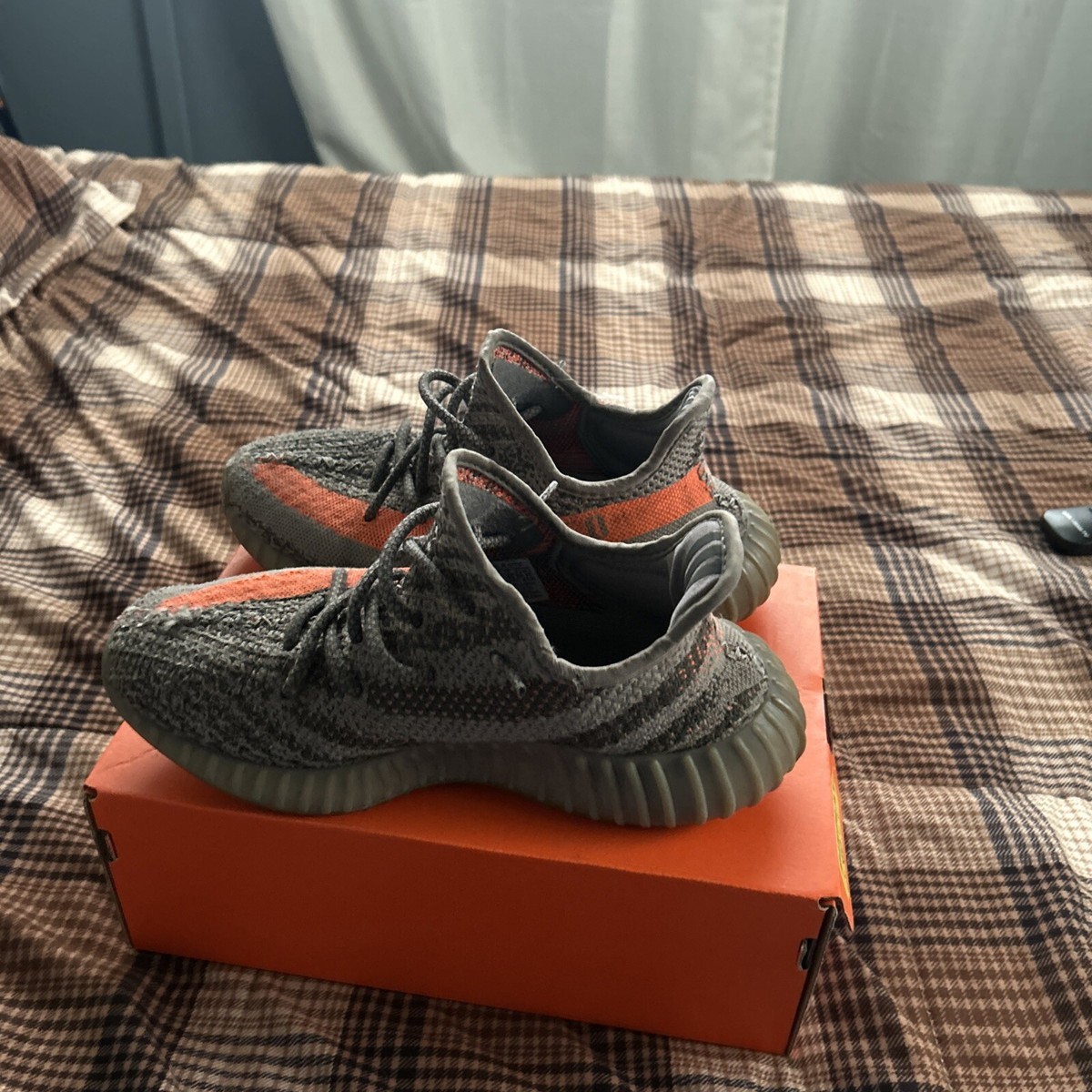 Size 7.5 - adidas Yeezy Boost 350 V2 Low Beluga Reflective 