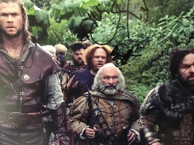 Nick Frost Eddie Marsan Brian Gleeson Schneewittchen und der Jäger 10 x 8 signiert 