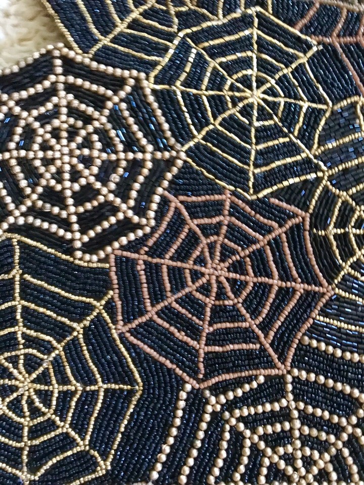 BRAND NWT TAHARI HOME HALLOWEEN SPIDER WEB 13 X 36 TABLE RUNNER Brand nwt tahari home halloween spider web 13 x 36 table runner