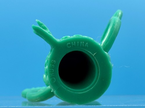 Vintage Russ Crazy Creature Green Fish Rubber Finger Puppet Sea Monster - Picture 5 of 6