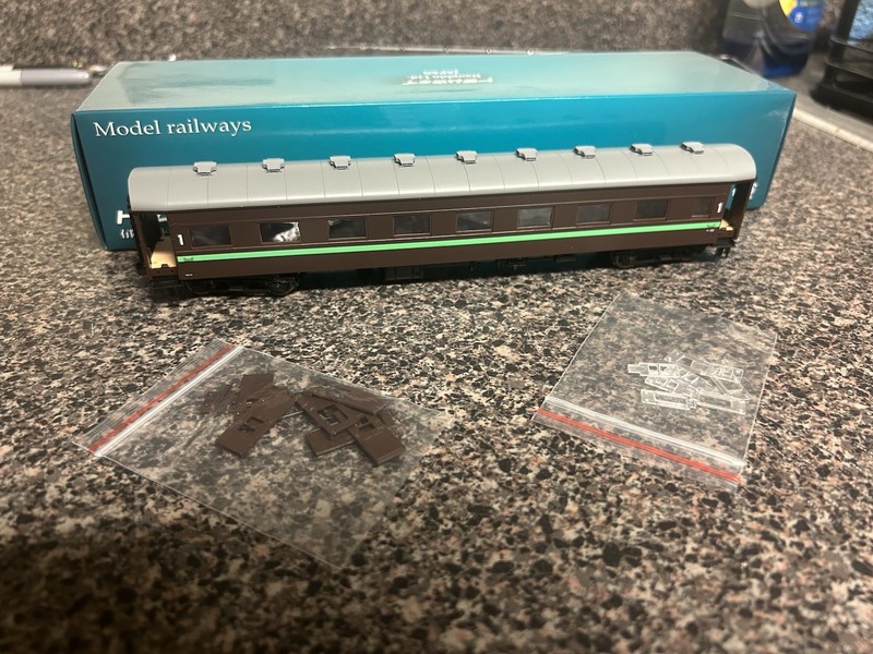 HO Scale Tramway Dauphin Ltd JNR Japanese National Railway Oro 40 coach 
