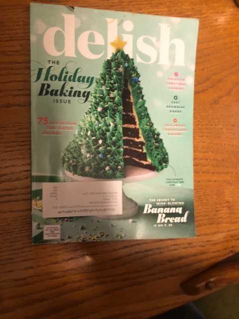 Delish Holiday Baking Issue