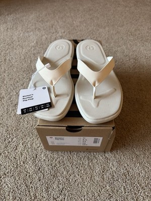 Brand New Light Ivory Women s Size 11 Lululemon Restfeel Flip Flop/Sandals
