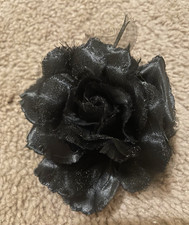 Women s Black Fabric Flower Hair Clip, Solid Pattern, Flower Shape