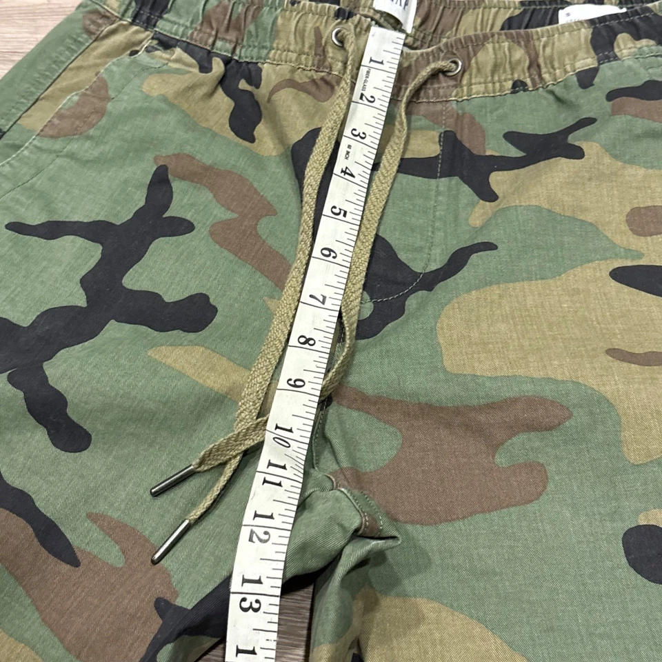 GAP Men's Essential Jogger Pant Camo size small men adult cargo - Image 2 of 4
