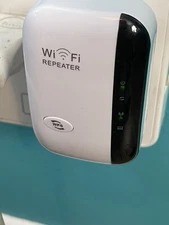 WiFi Range Extender, WiFi Signal Booster Repeater with Integrated Antennas