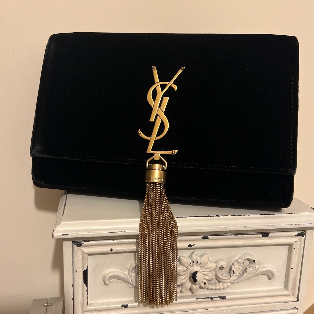 Borsa a tracolla Yves Saint Laurent nera piccola velluto Kate nappa catena a tracolla amata