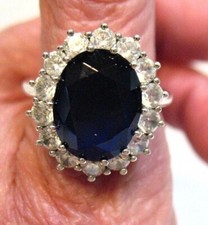 STERLING SILVER CLEAR STONE BLUE STONE STATEMENT RING SIZE 9  6.8 GRAMS