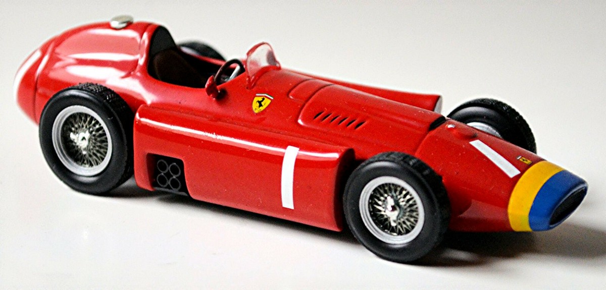 Ferrari D50 1956 J.M. Fangio ミニカー Juan Manuel Fangio Ferrari D50 1956, World Champion 1:43