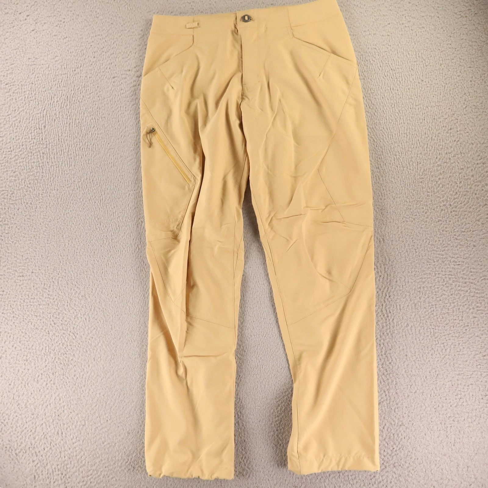 Patagonia Pants Mens 33x32 Beige Nylon Hiking Outdoors Zip Pockets
Opens in a new window or tab