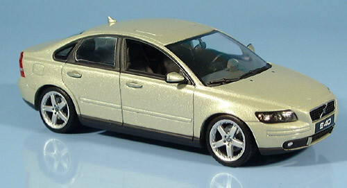 wonderful diecast-PR-modelcar 1/43 VOLVO S40 Saloon 2003 - silvergreen metallic - Picture 1 of 4