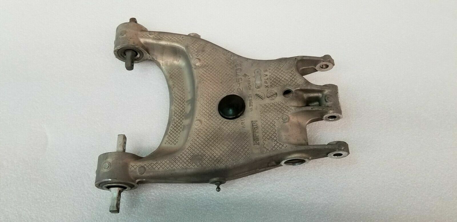 FERRARI 458 SPIDER REAR RIGHT LOWER ARM OEM 305680 245703