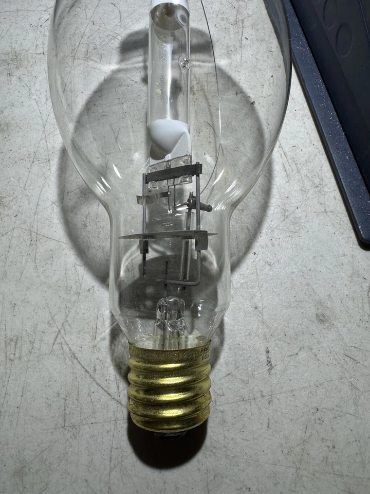 Sylvania MS750/PS/BU-HOR/BT37 Pulse Start Metal Halide 750W M149/E Light Bulb - Image 4 of 4