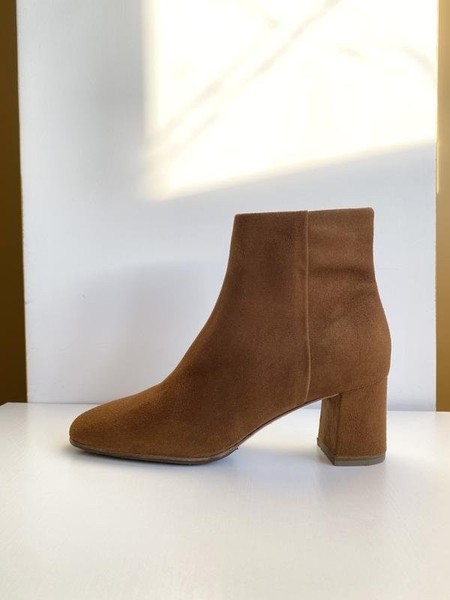Women Hobbs Boots Brown 37