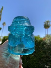 CD 135 CHICAGO Glass Power Insulator W/Unusual Wire Groove Beautiful Blue VVNM!