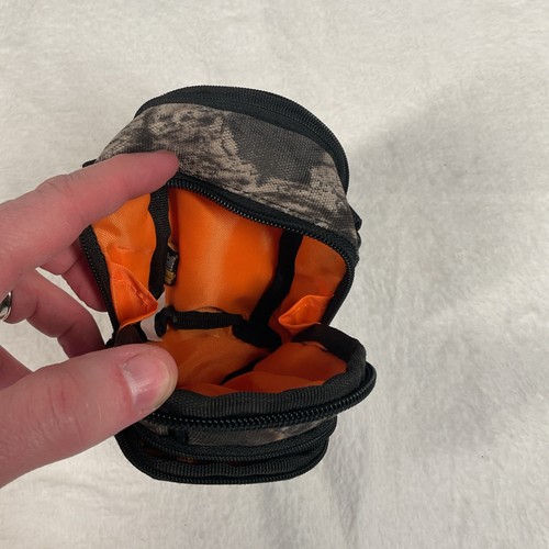 Case Logic Camouflage Small Zip Up Digital Camera Case Pouch 5 inch w/ Belt Loop - Picture 3 of 7