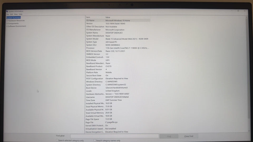 Razer Blade Advanced 2021 i7-11800H 16GBRAM 1TB 3080 15”DBRAND SKIN AND CHARGER - Image 3 of 4