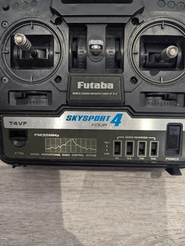 Futaba Skysport 4 Controller Untested No Battery Cover Or Aerial - Picture 1 of 12