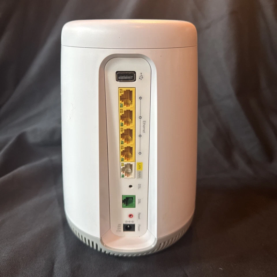 Century Link modem model C4000LG WIFI 6 certified W power Cord - Image 3 of 4