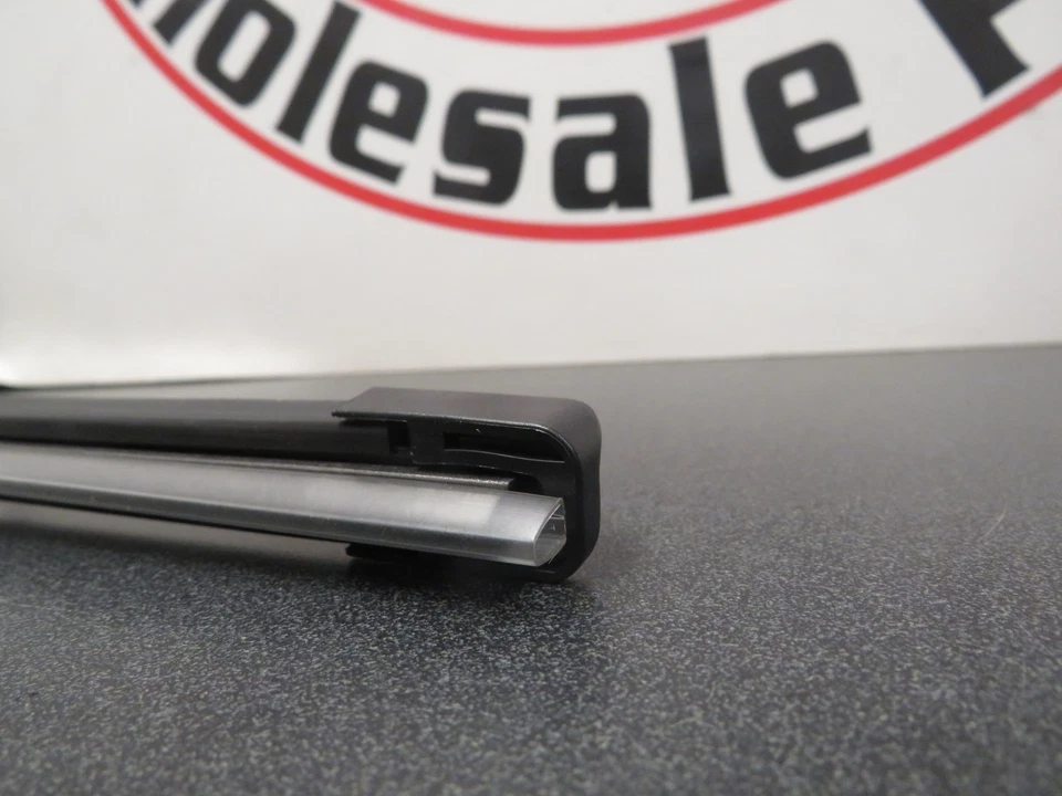 Limpiaparabrisas izquierdo y derecho RAM PROMASTER NUEVO OEM MOPAR Foto 3 de 4