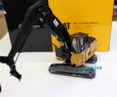 TR40002 1:50 Caterpillar Engineering Shredder Logging Machine 568LL Timber Grab