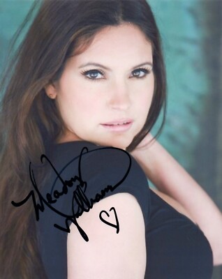 Meadow Williams Signed Autographed 8x10 Photo Den of Thieves Actress