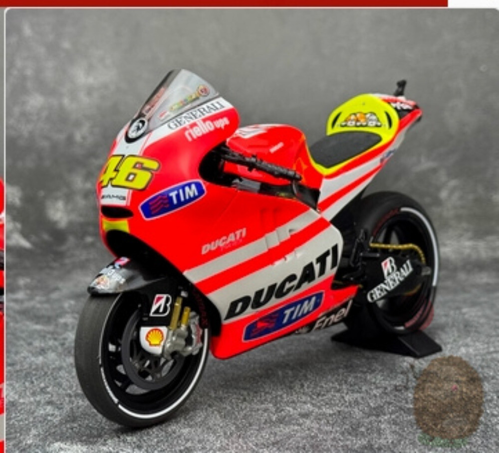 MINICHAMPS 1/12 DUCATI GP11 N 46# rossi motorcycle Model Alloy