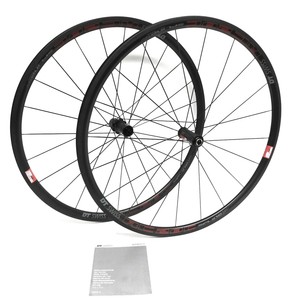 dt swiss rc28 spline disc carbon clincher road wheelset