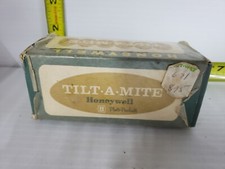 Vintage Honeywell Tilt-A-Mite Fan Camera Flash Untested