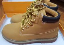 New Size 2 Falls Creek Henry Boys Boots Color: Wheat