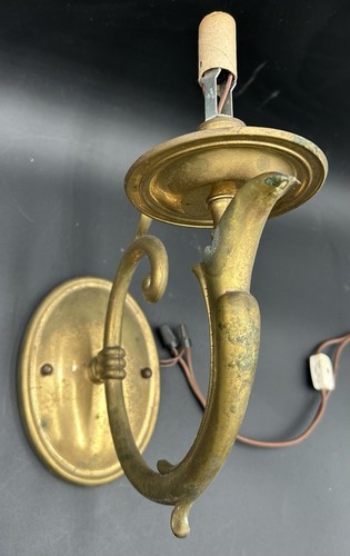 VINTAGE BRASS ELECTRICAL ITALIAN SCONCE. UNTESTED. - Picture 7 of 9