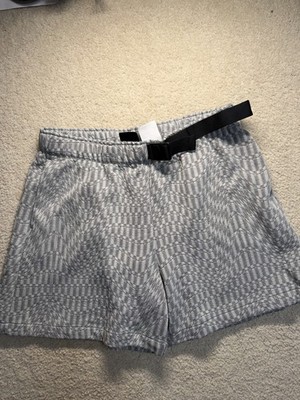 Womens Size L Nike Sportswear Tech Pack Buckle Shorts CZ9789-010 Geometric
