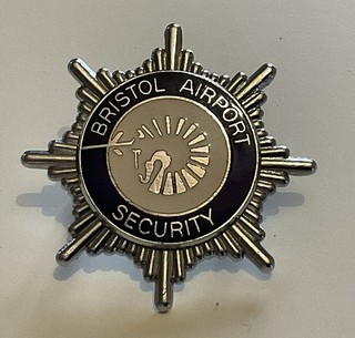 OBSOLETE BRISTOL AIRPORT FIRE /SECURITY CAP BADGE