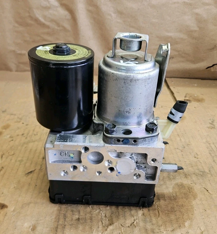 04-09 原始设备制造商丰田普锐斯 ABS 防锁制动泵控制模块 44510-47050 测试 — 第 4/4 张图片