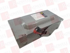 SCHNEIDER ELECTRIC HU362 / HU362 (NEW IN BOX)