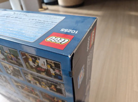 LEGO 10255 Creator Assembly Square (New, Unopened)