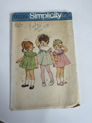 Simplicity 9839 Girls Baby Doll Dress Pattern 1/2 Breast 19