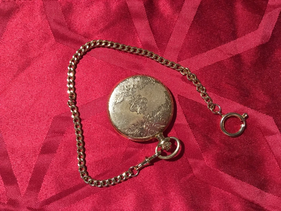 Royal London,pocket,watch,gent,ladies,unisex,nurse watch,collectors,sale,bargain - Image 3 of 4