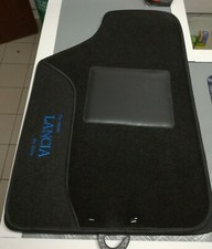 Set 4 tappeti moquette universali per LANCIA MUSA, LYBRA, YPSILON, THEMA, DELTA