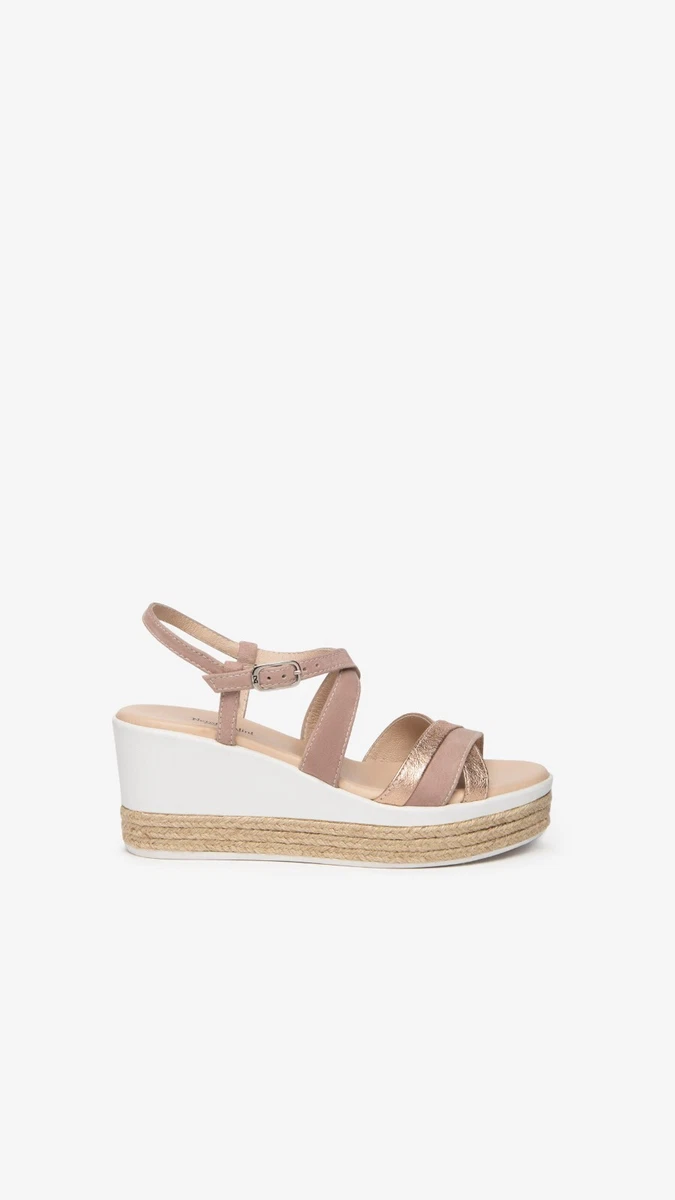 Sandali in pelle con cinturino da donna Sandali in pelle con cinturino da donna