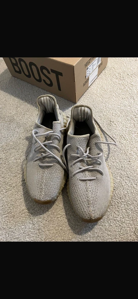 Size 9.5 - adidas Yeezy Boost 350 V2 Low Sesame, photo 3 of 5