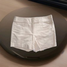 ANN TAYLOR Signature Chino Flat Front Mid Rise Shorts Size 6