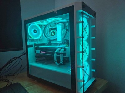 i9-10850k, 32GB DDR4, RTX 3080Ti, Water Cooled, iCUE Commander Pro, NO SSD/HDD