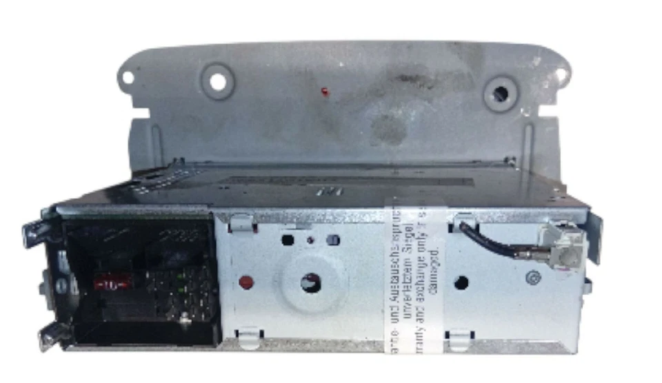 Radio 6J1035153G Seat Ibiza SC 1.4 16V 6J Bj 2011 - Bild 2 von 3