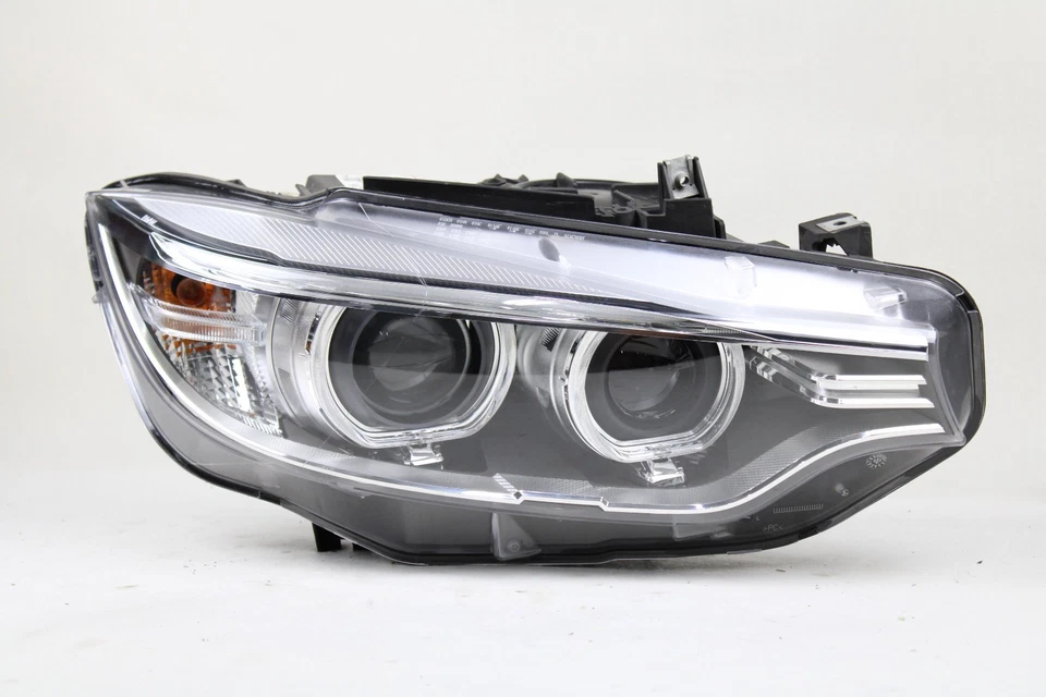 ¡Perfecto! Faro derecho xenón HID 14 15 16 17 BMW SERIE 4 F80 M3 M4 OEM Foto 3 de 4