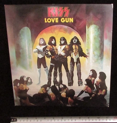 Vintage KISS LOVE GUN RECORD ALBUM LP + CARDBOARD GUN & Accessories Advertising
