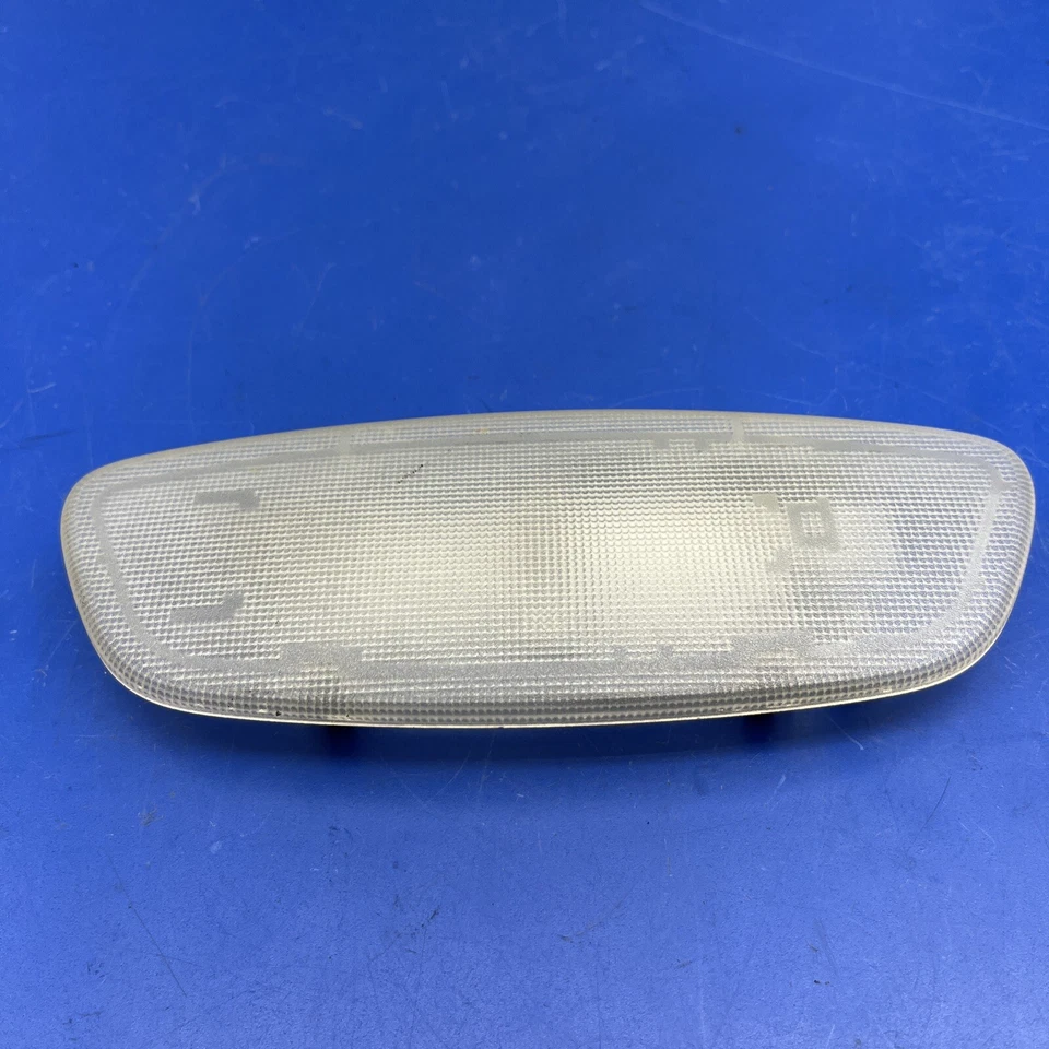 1999-2002 MERCEDES BENZ E320 REAR DOME LIGHT OEM - Image 2 of 4