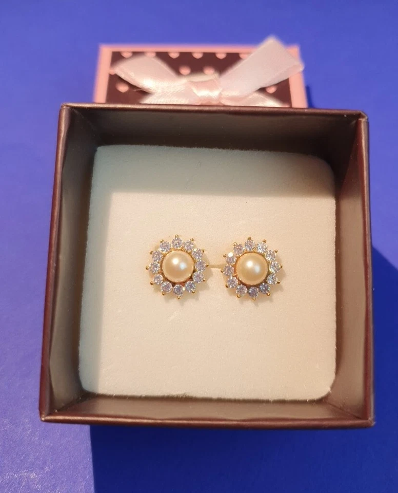 375 Gelb Gold Ohrstecker Daisy Blume Perle Funkelnde Zirkonia Entourage - Bild 2 von 4